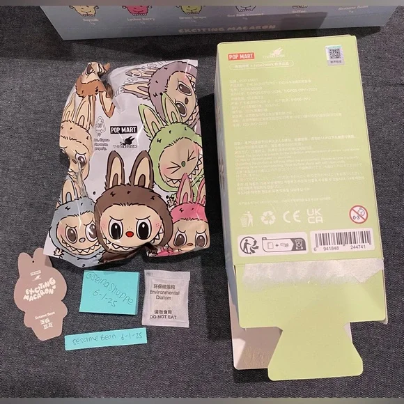 Labubu Macaron SESAME BEAN Vinyl Plush Pendant POP MART - Picture 2 of 5